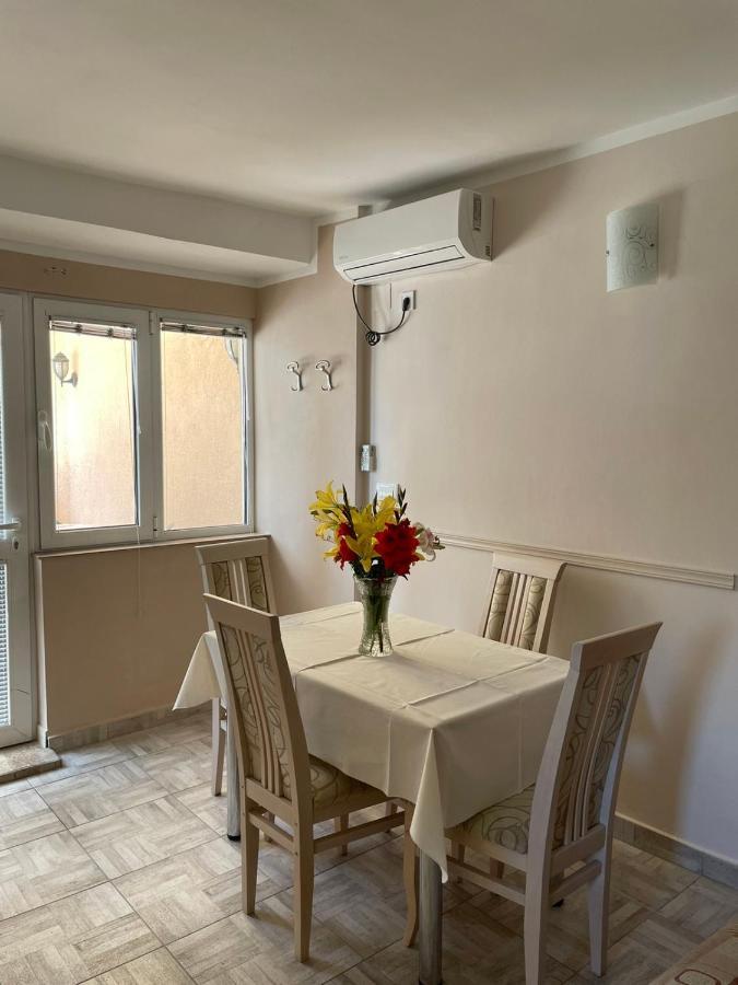 Apartman Pijavica Bijela Luaran gambar