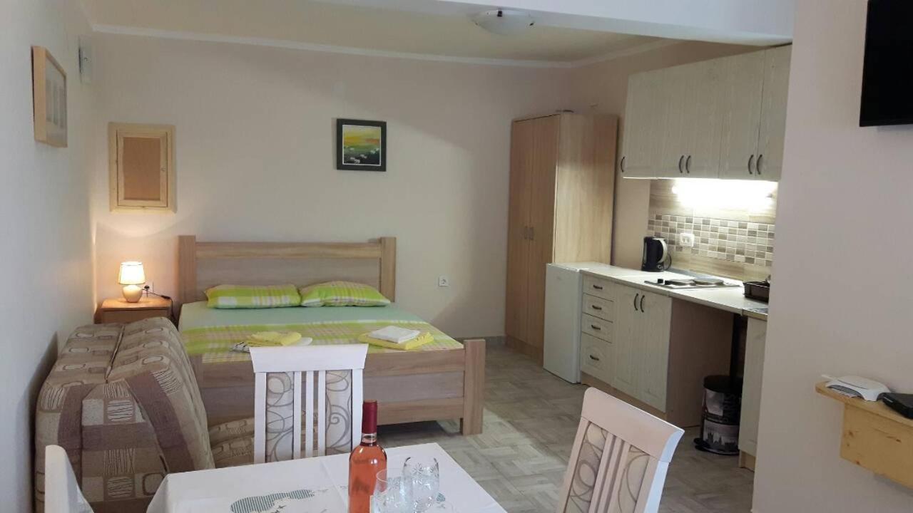 Apartman Pijavica Bijela Luaran gambar